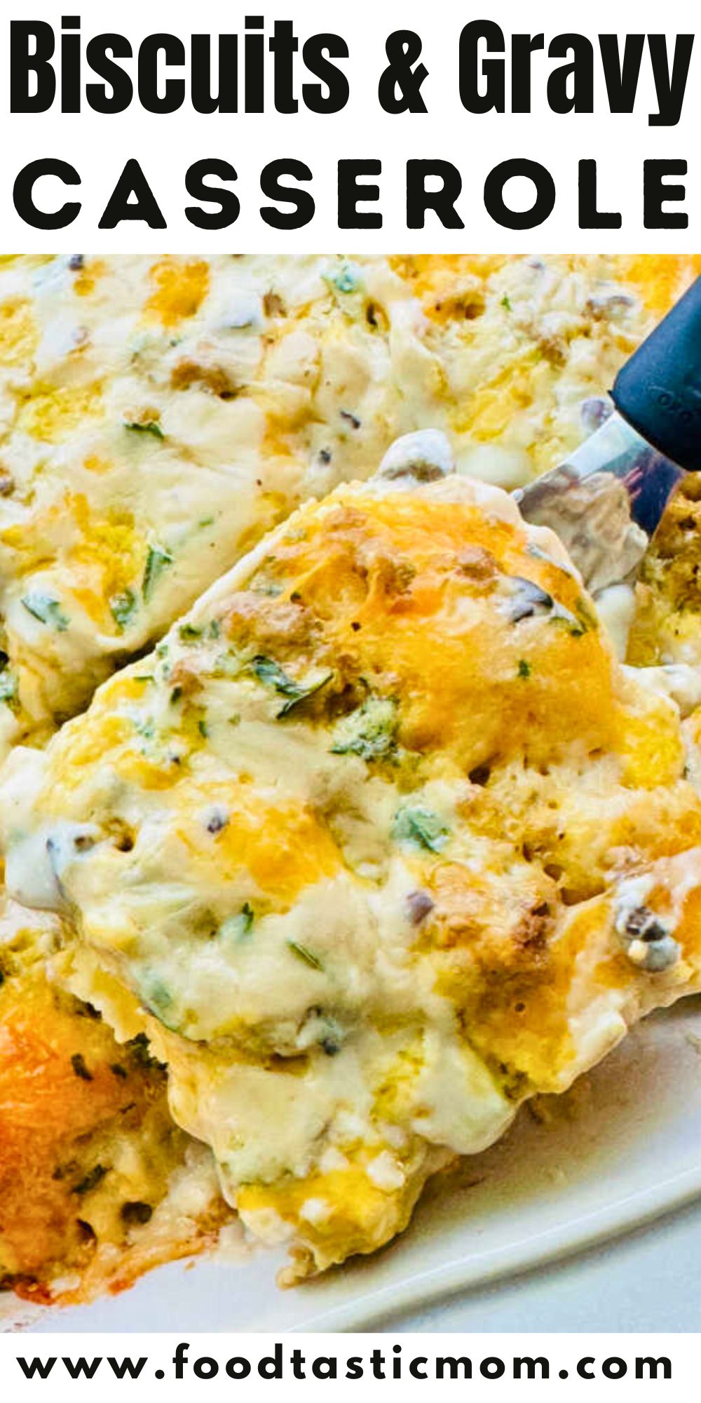 This easy sausage biscuits and gravy casserole recipe will be an absolute hit for either a special occasion or lazy weekend morning. via @foodtasticmom