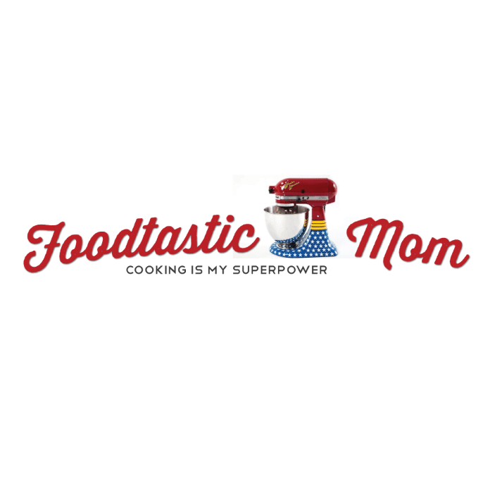 Foodtastic Mom logo